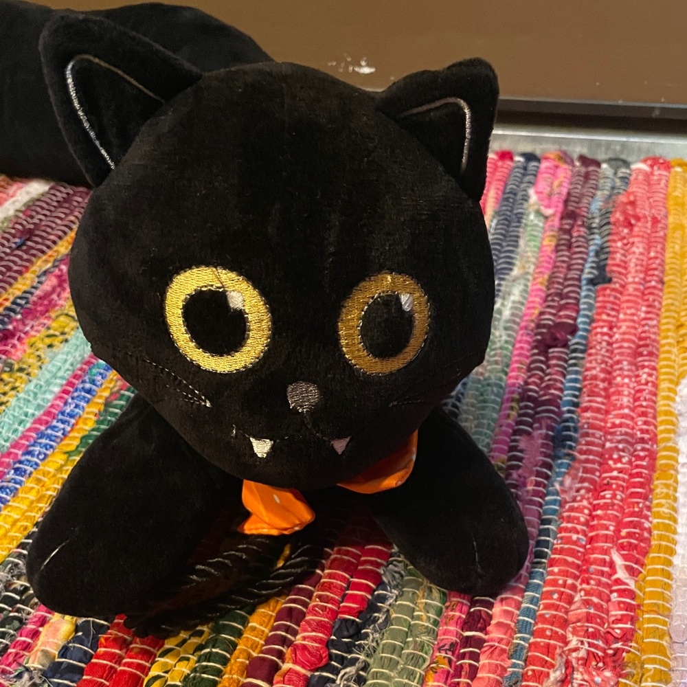 Cynthia Rowley Vampire Draft Cat